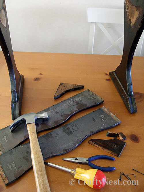 DSCF4763-2-silver-stenciled-library-side-table-crafty-nest Disassembled library table, photo