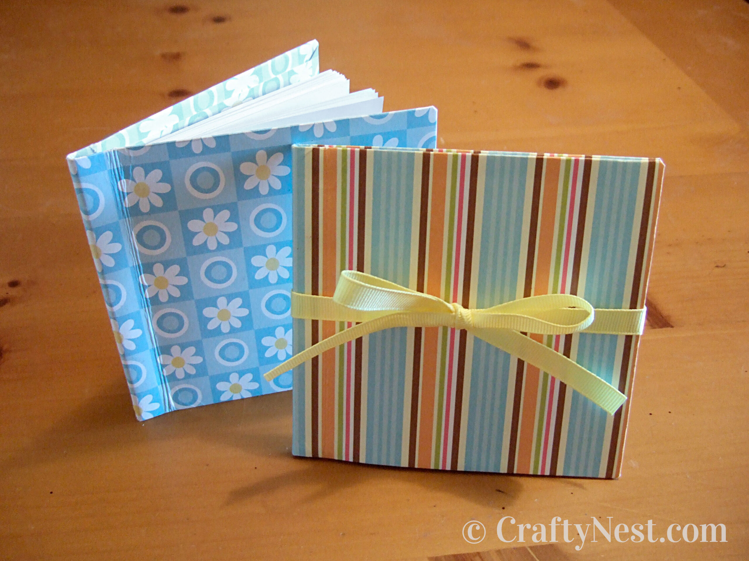 hero-diy-mini-bound-books-crafty-nest Handmade mini bound books, photo