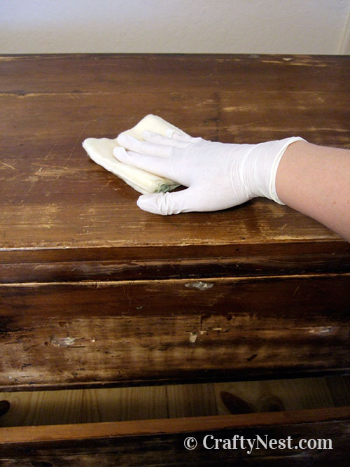 DSCF4589-old-dresser-rolling-toolbox-crafty-nest Wioe dresser down with a tack cloth, photo
