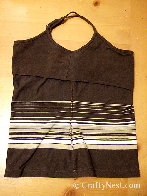 DSCF4913-diy-tank-top-totes-crafty-nest Fold with straps aligned, photo