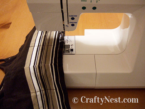 DSCF4936-diy-tank-top-totes-crafty-nest Sew the bottom, photo