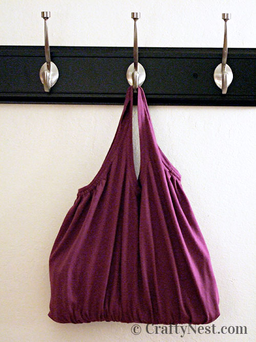 DSCF4941-diy-tank-top-totes-crafty-nest Turn inside out, photo