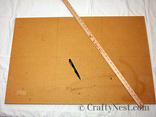 DSCF5459-diy-salvaged-patchwork-bulletin-board-crafty-nest Mark the bulletin board in 6 squares, photo