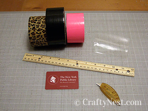 DSCF5671-camp-craft-duct-tape-wallets-crafty-nest Supplies to make a duct tape wallet, photo