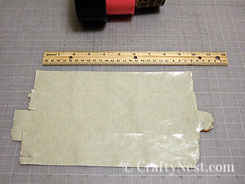 DSCF5672-camp-craft-duct-tape-wallets-crafty-nest Duct tape wallets, step #1, photo