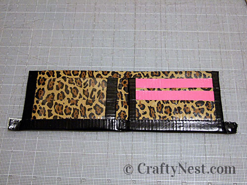 DSCF5696-camp-craft-duct-tape-wallets-crafty-nest Duct tape wallets, step #24, photo