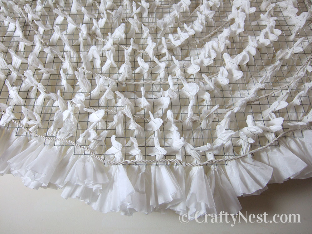 DSCF7920-coffee-filter-snowball-wall-light-crafty-nest Continue in a circle, photo