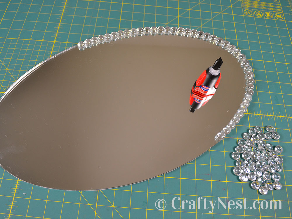 DSC_0026-beaded-glass-framed-mirror-crafty-nest Glue on the glass gems, photo