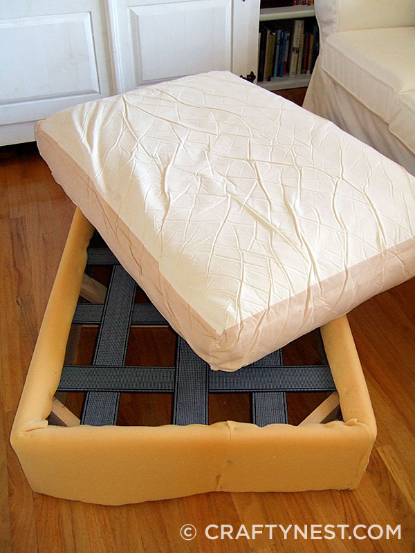 DSCF0736-reupholster-an-ottoman-crafty-nest Remove the ottoman cover, photo