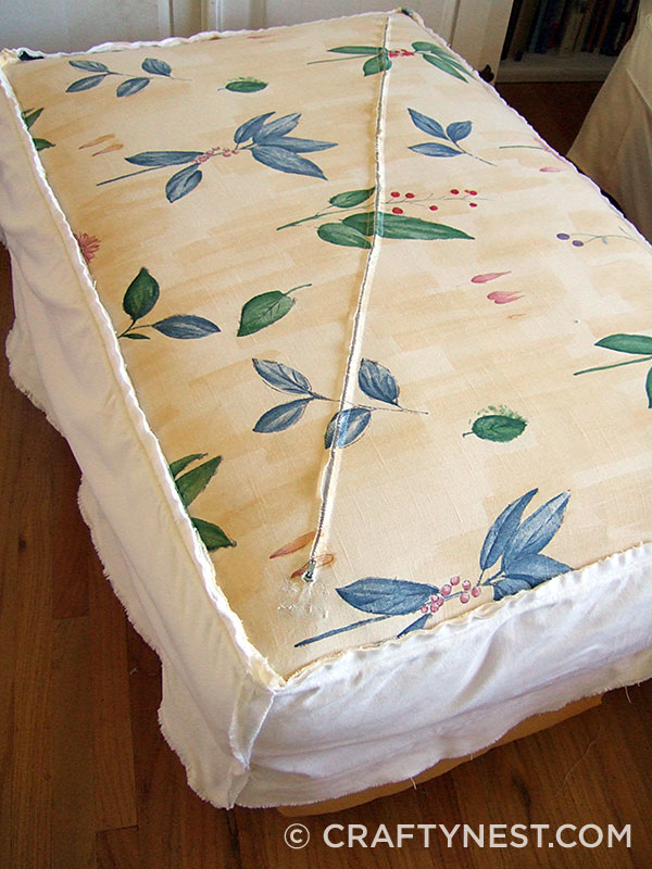 DSCF0778-reupholster-an-ottoman-crafty-nest Insert the cushion, photo