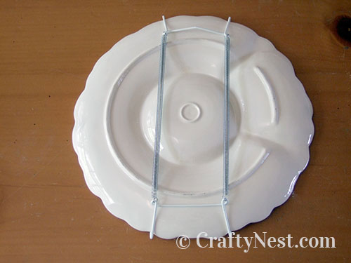 DSCF4121-thrift-store-plate-mirrors-crafty-nest Attach plate hanger, photo