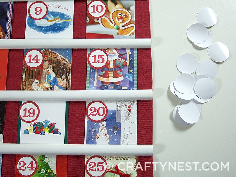 DSCF7817-recycled-Christmas-card-advent-calendar-crafty-nest Stick on the calendar numbers, photo