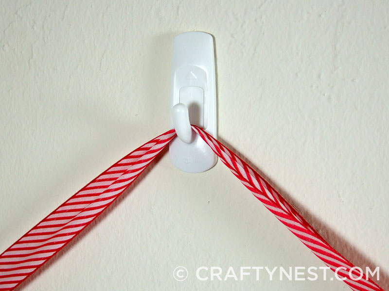 DSCF7825-recycled-Christmas-card-advent-calendar-crafty-nest Hang the ribbon on a 3M hook, photo