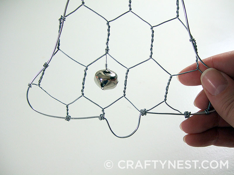DSCF7850-chicken-wire-jingle-bell-ornament-crafty-nest Hang each bell, photo