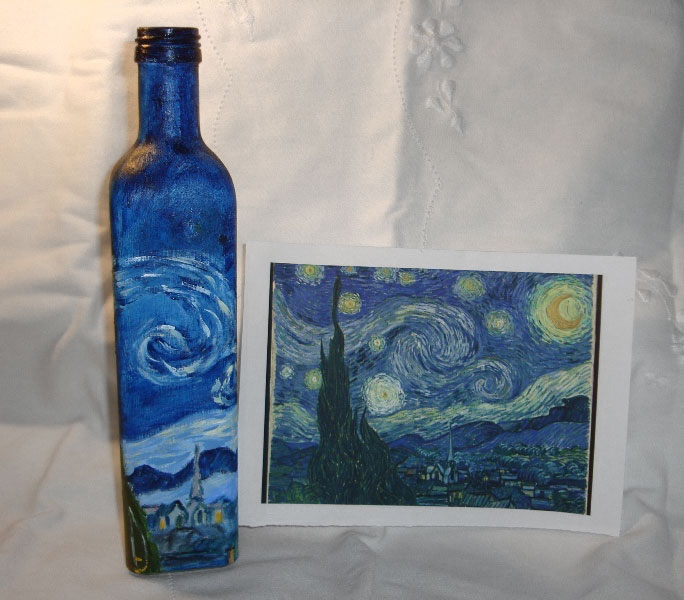lucia3-van-gogh-wine-bottle-crafty-nest Lúcia Russo's Starry Night painting on a bottle, photo