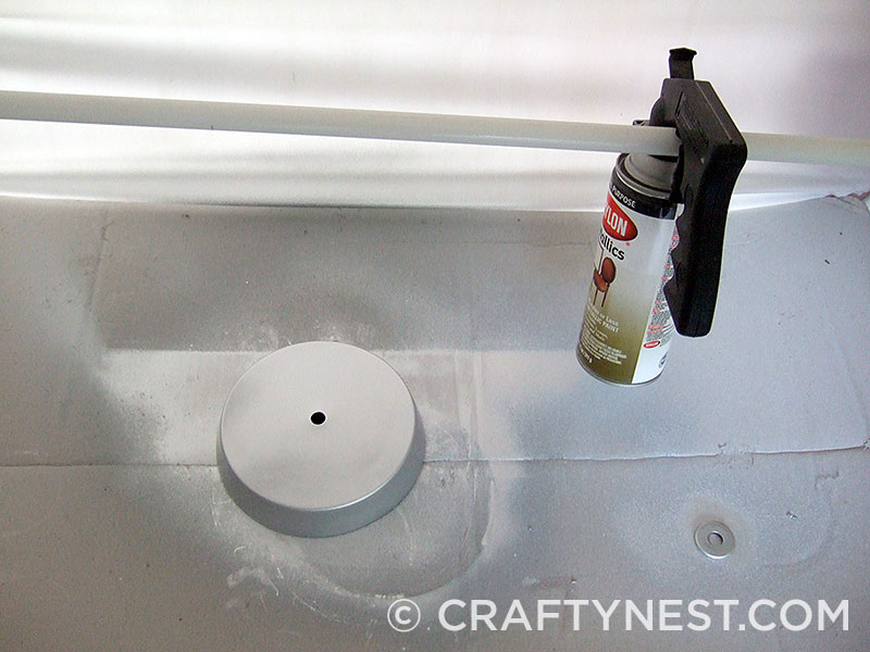 DSCF6660-rewire-a-lamp-crafty-nest Spray paint the base, photo