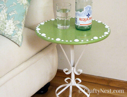 Plant stand + Lazy Susan = DIY mini side table