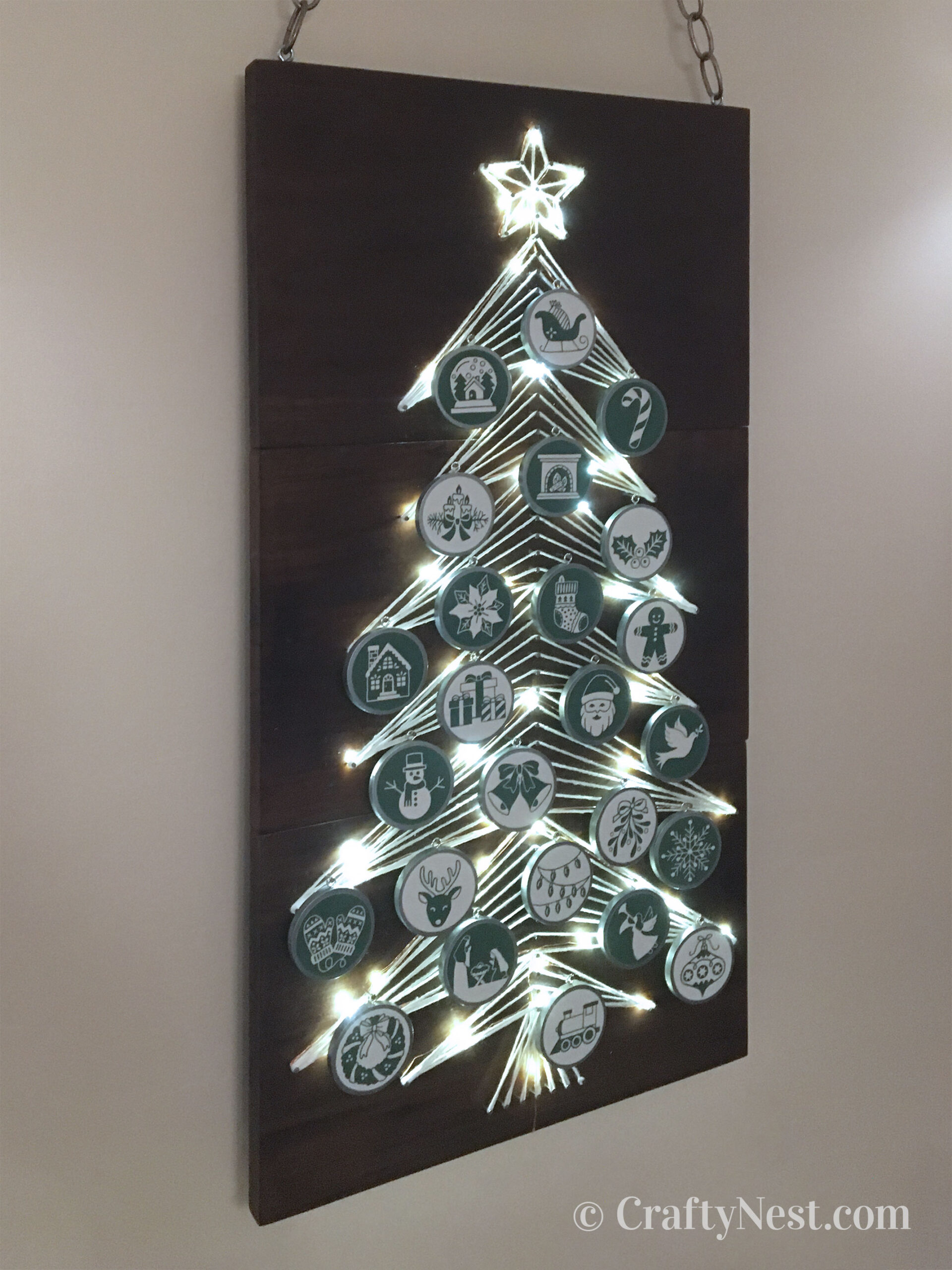 closeup-tree-night-advent-calendar-string-art-tree-with-lights-crafty-nest Advent tree at night with lights on, photo