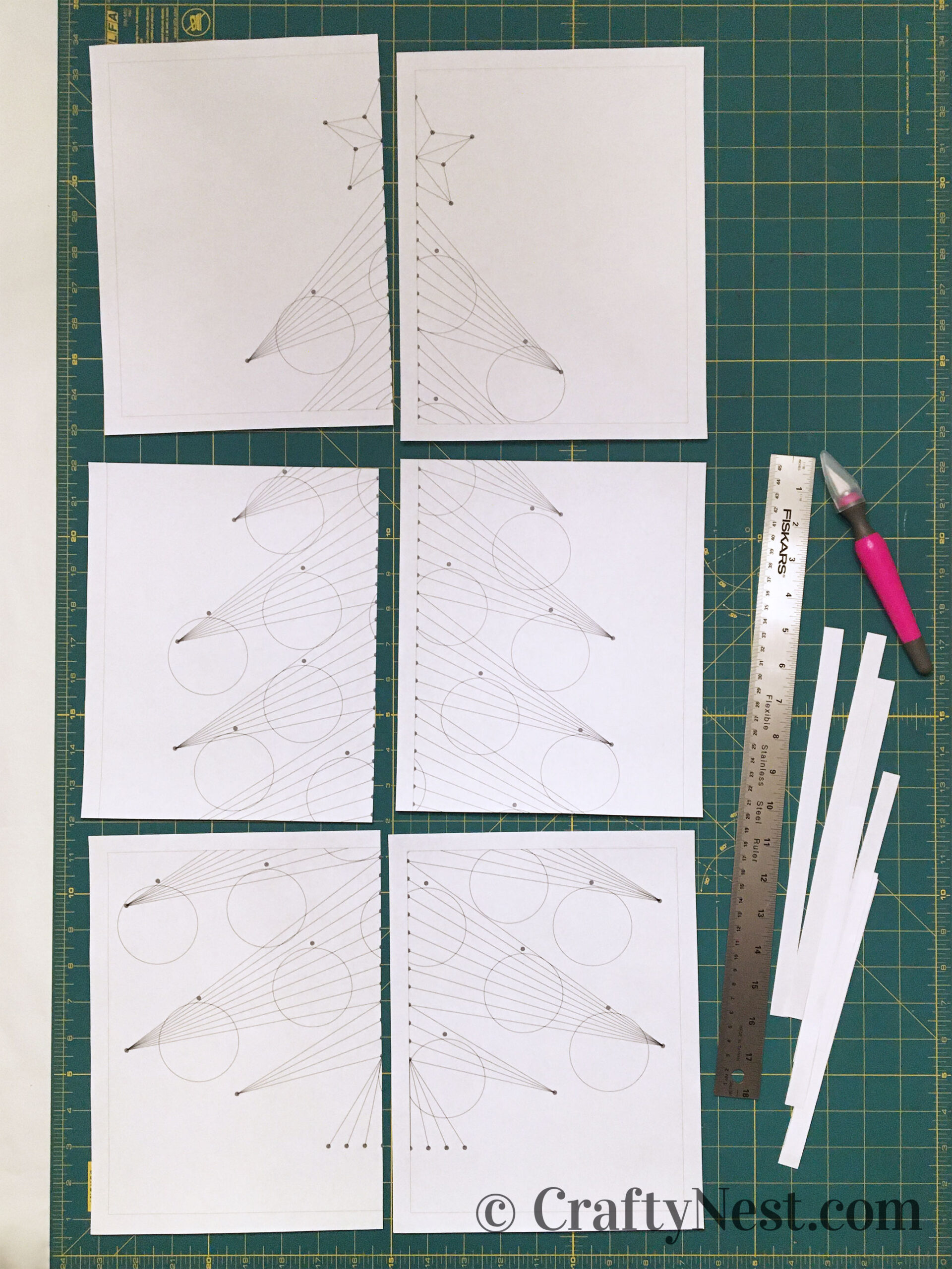 tree-pattern-advent-calendar-string-art-tree-with-lights-crafty-nest Christmas tree pattern, photo